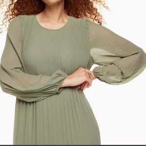 Wilfred Midi Daydreamer Dress in Dark Green